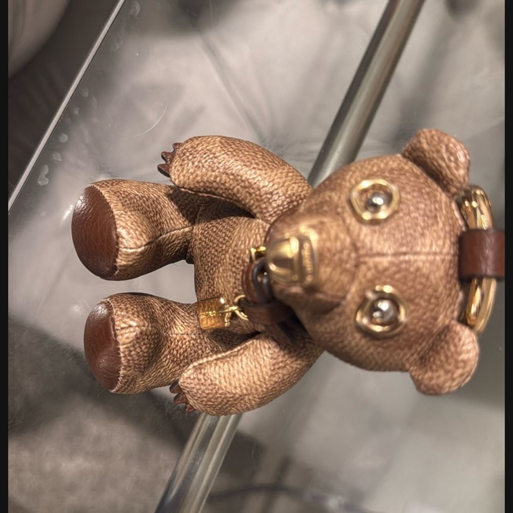 Coach Brown Bear Key Holder - Picture 4 of 6